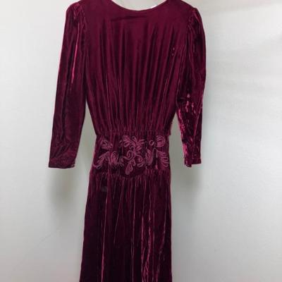 Vintage-style Donna Morgan Crushed Velvet size  3/4 dark burgundy dress