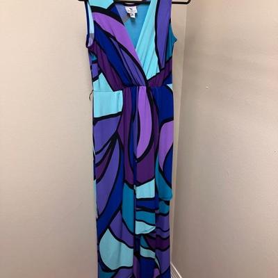 Cool Sassy size Small long Dress
