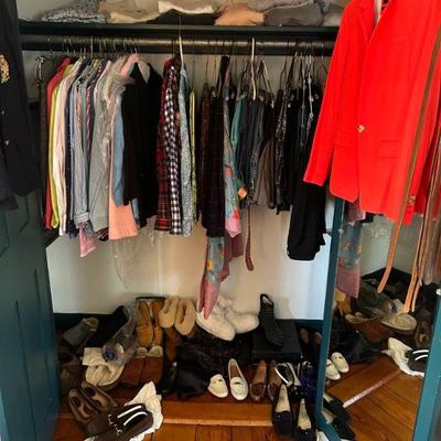 Clothing incl. pr of Gucci loafers