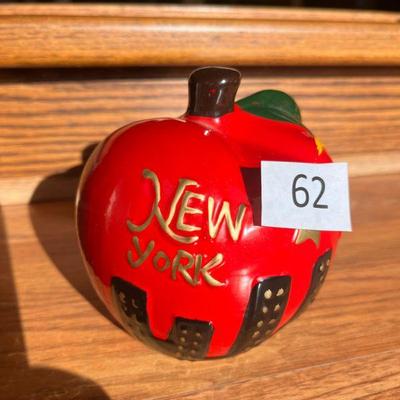 62:New York Apple Piggy Bank
