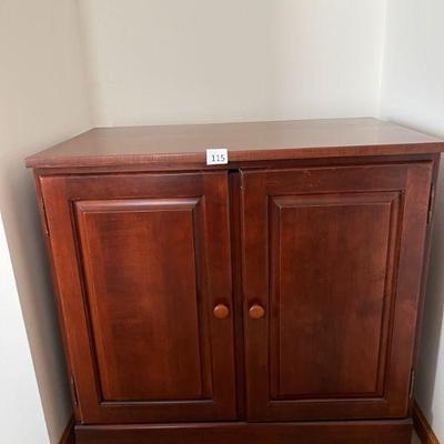 115:Moosehead Solid Maple Dovetail Short
