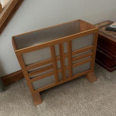 10:Prairie style wood magazine rack slat design 
