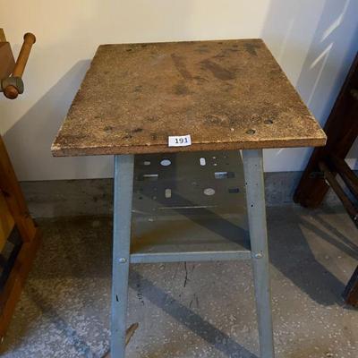 191:Work Table 24" x 20"
