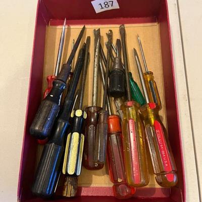 187:Screwdriver Lot
