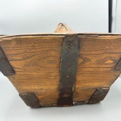 Antique Chinese Rice Bucket

