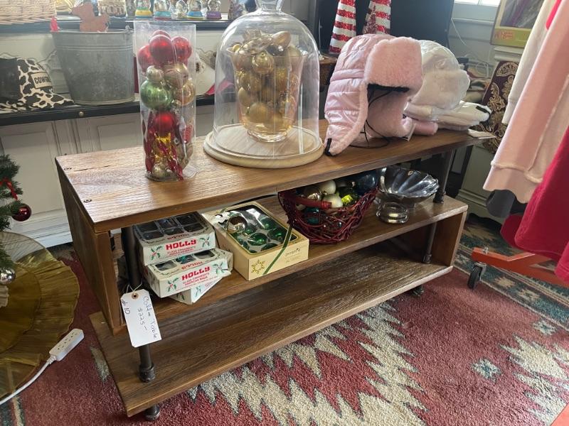 Go2Girlz Estate Sale Store BLOWOUT! 2 DAYS ONLY! 114 pm Saturday