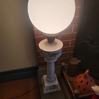 Towle globe lamp set