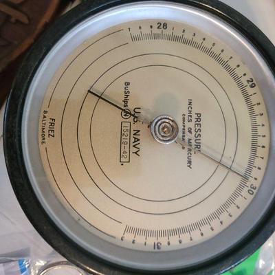 1942 US Navy barometer