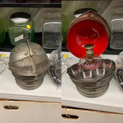 Very Cool!! Knights Helmet Caddy Bar set