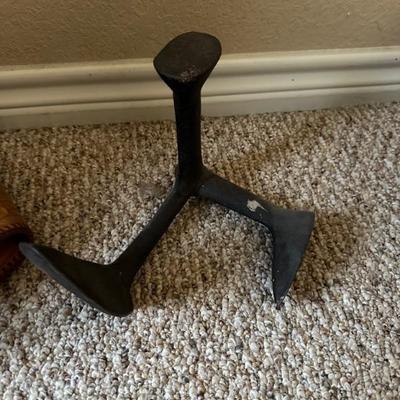 antique cast iron shoe repair stand