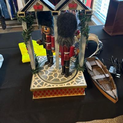 Changing of the guard music box