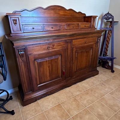 buffet/sideboard shipped from italy
