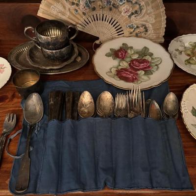 Silver Flatware Set