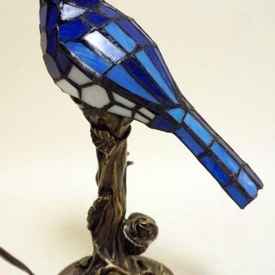 1076	CONTEMPORARY LEADED GLASS TABLE LAMP IN THE FASHION OF A BIRD, APPROXIMATELY 13 1/2 IN H
