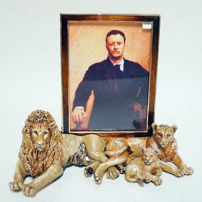 1064	JAY STRONGWATER  JUNGLE LION PRIDE 4 IN X 6 IN FRAME *AMBER*
