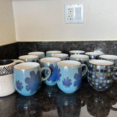 MME048- Assorted Mugs