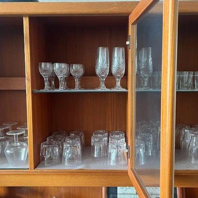 MME100- Assorted Glassware