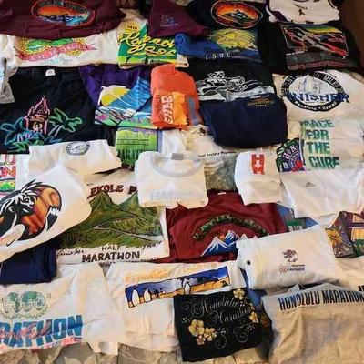 MME188 - Another Large Lot Of Women's T-shirts