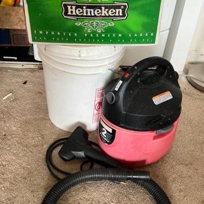 MME223- Craftman Portable Wet Dry Vacuum & Extension Cords 