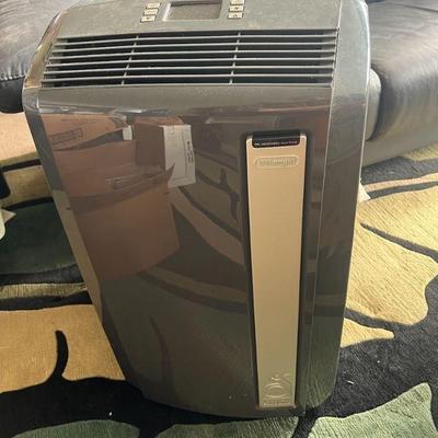 MME111- DeLonghi Portable Air Conditioner
