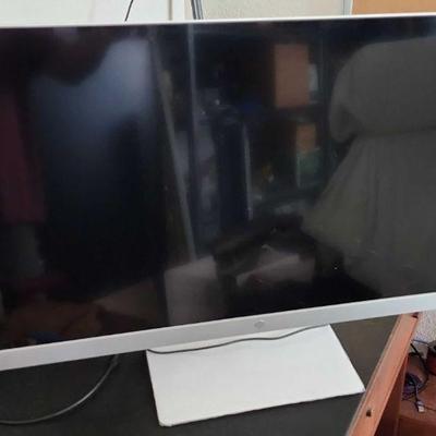 MME007 - 27" HP Monitor