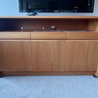 MME200- Mid Century Modern Entertainment Side Board By Nordic Furniture 