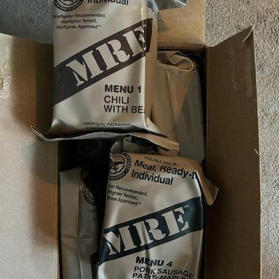 MME162- Box Of Meal Ready To Eat Packs