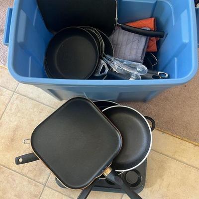 MME097- Mystery Pots & Pans Lot