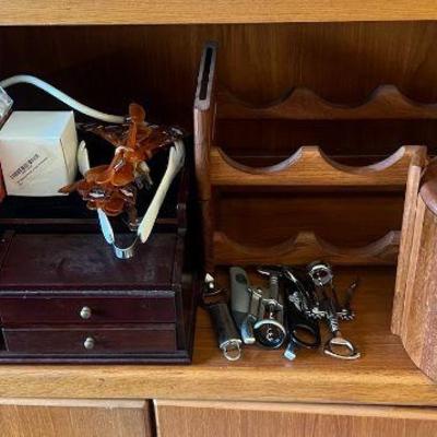 MME174- Assorted Bar/Kitchen Accessories 