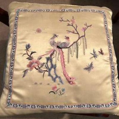 Oriental Silk Pillow y