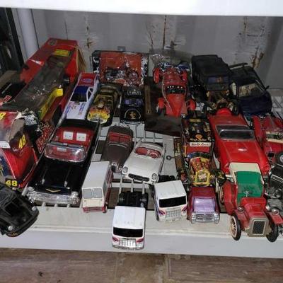 #15128 â€¢ Diecast Cars and Hot Wheels
