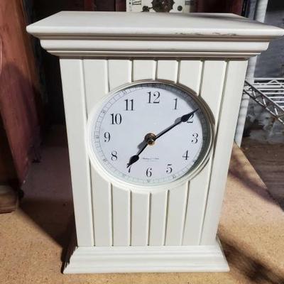 #15582 â€¢ Sterling and Noble Clock

