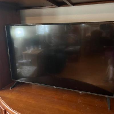 48 Inch TV. LG. All items available for pre-sale with pre-sale shopping appointments. Please text 985 507-6684 to schedule an appointment...