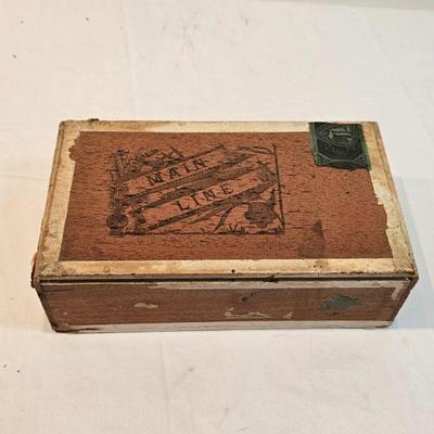 https://www.auctionninja.com/stress-free-estate-services-llc/sales/details/important-collection-advertising-ephemera-glass-bottles-photos...