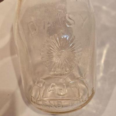 https://www.auctionninja.com/stress-free-estate-services-llc/sales/details/important-collection-advertising-ephemera-glass-bottles-photos...