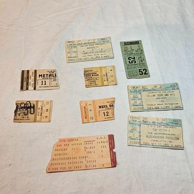 https://www.auctionninja.com/stress-free-estate-services-llc/sales/details/important-collection-advertising-ephemera-glass-bottles-photos...