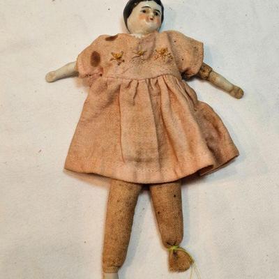 https://www.auctionninja.com/stress-free-estate-services-llc/sales/details/important-collection-advertising-ephemera-glass-bottles-photos...