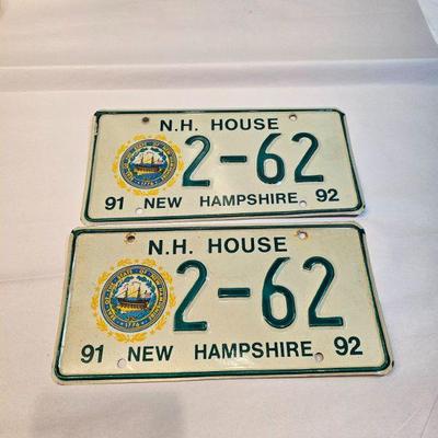 https://www.auctionninja.com/stress-free-estate-services-llc/sales/details/important-collection-advertising-ephemera-glass-bottles-photos...