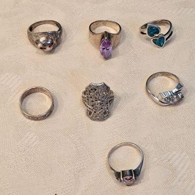 https://www.auctionninja.com/stress-free-estate-services-llc/sales/details/important-collection-advertising-ephemera-glass-bottles-photos...