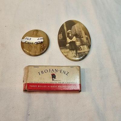 https://www.auctionninja.com/stress-free-estate-services-llc/sales/details/important-collection-advertising-ephemera-glass-bottles-photos...