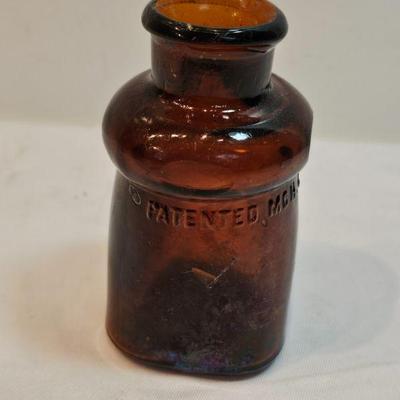 https://www.auctionninja.com/stress-free-estate-services-llc/sales/details/important-collection-advertising-ephemera-glass-bottles-photos...