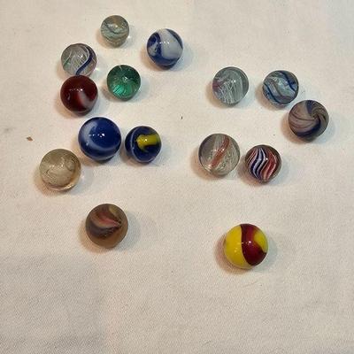 https://www.auctionninja.com/stress-free-estate-services-llc/sales/details/important-collection-advertising-ephemera-glass-bottles-photos...