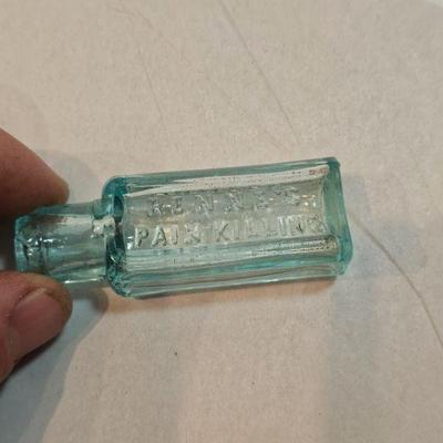 https://www.auctionninja.com/stress-free-estate-services-llc/sales/details/important-collection-advertising-ephemera-glass-bottles-photos...