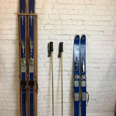 REEM816 Vintage 50s-60s Chamonix Wood Skis	Vintage 50s or 60s west German wooden skis. Skis have silvretta bungs, and appear to be...