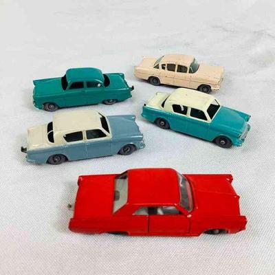 BIHY701 Vintage Lesney Of England Cars	Set of five 1950s-1960s die cast cars. Includes No. 22 1958 Vauxhall Cresta, No. 33 Ford Zodiac,...