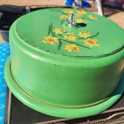 Vintage cake holder