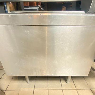 https://auctions4america.proxibid.com/Auctions-4-America/Bar-and-Lounge-Complete-Kitchen-Dining-Room/event-catalog/255252