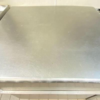 https://auctions4america.proxibid.com/Auctions-4-America/Bar-and-Lounge-Complete-Kitchen-Dining-Room/event-catalog/255252