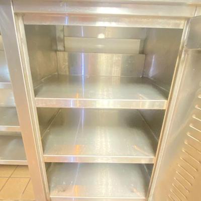 https://auctions4america.proxibid.com/Auctions-4-America/Bar-and-Lounge-Complete-Kitchen-Dining-Room/event-catalog/255252
