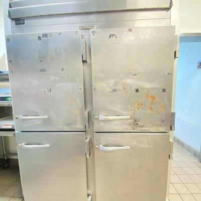 https://auctions4america.proxibid.com/Auctions-4-America/Bar-and-Lounge-Complete-Kitchen-Dining-Room/event-catalog/255252